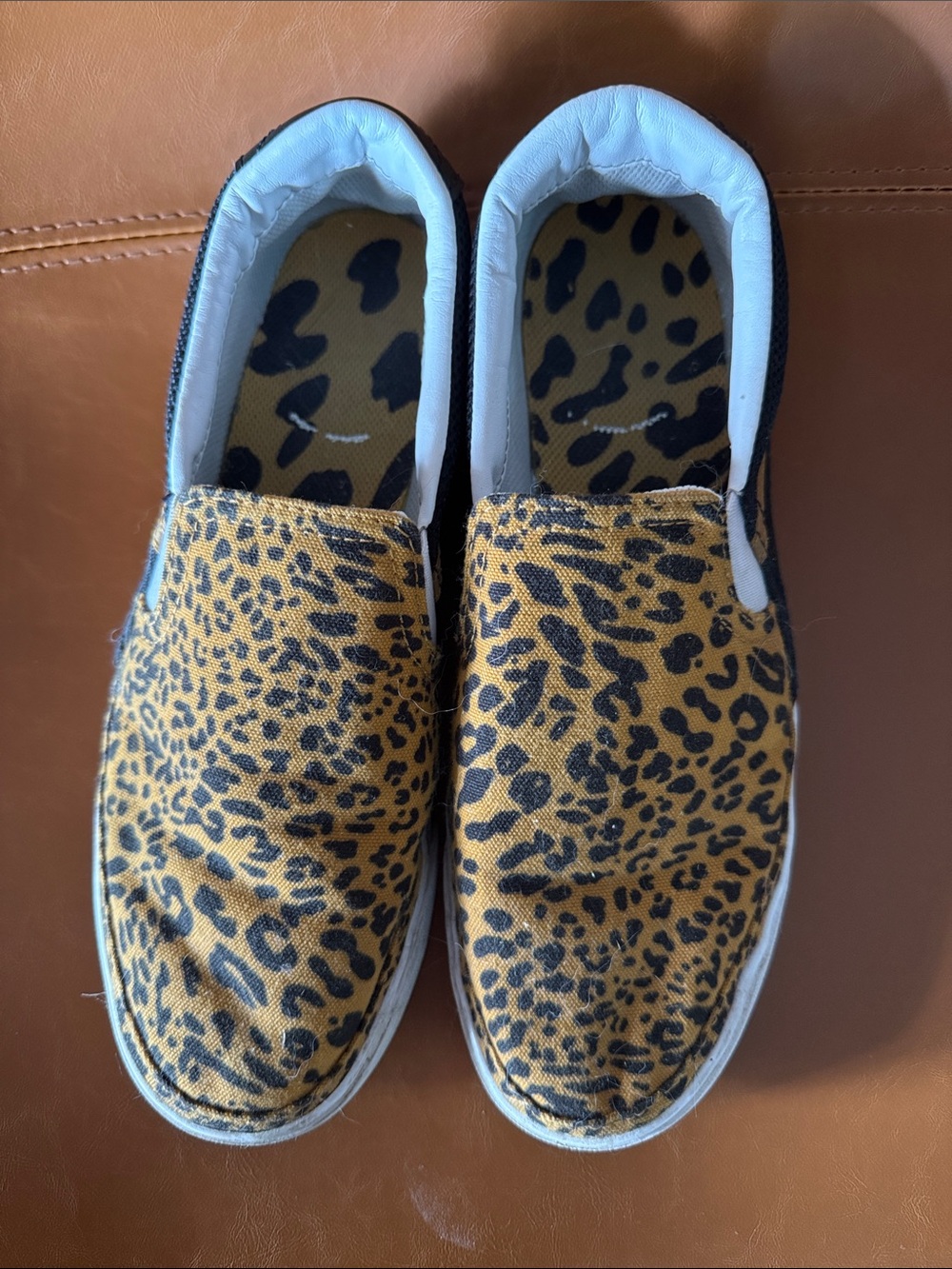 Nike Black Low-Top Sneakers with Cheetah print
